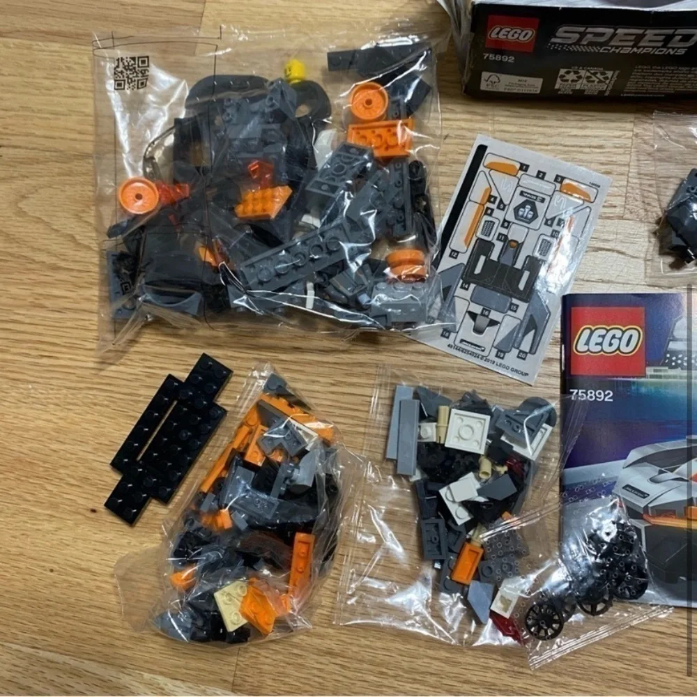 Lego 75892 McLaren Senna Car Building Block Set Kids Toy